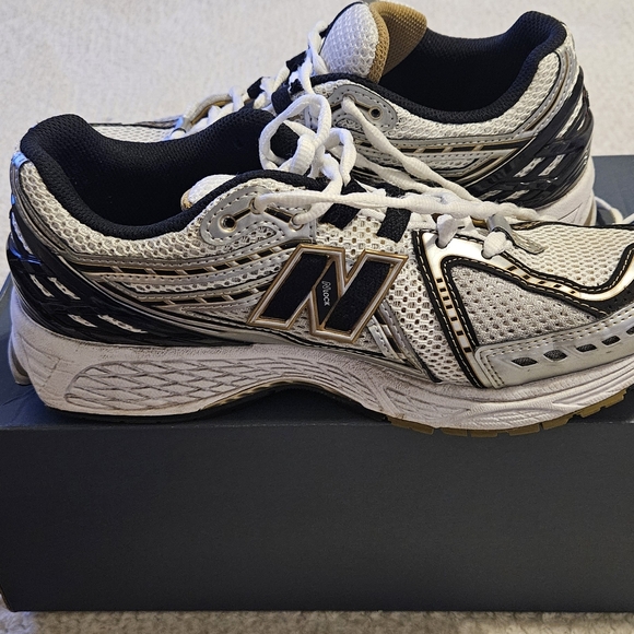 NEW BALANCE 1906R UNISEX - Picture 2 of 5